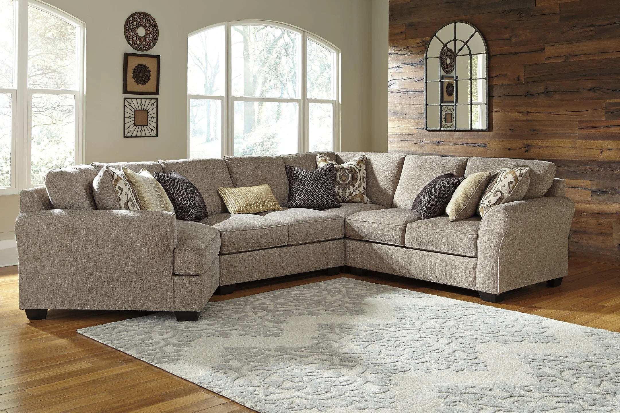 Pantomine 4-Piece Sectional with Ottoman - Image 4