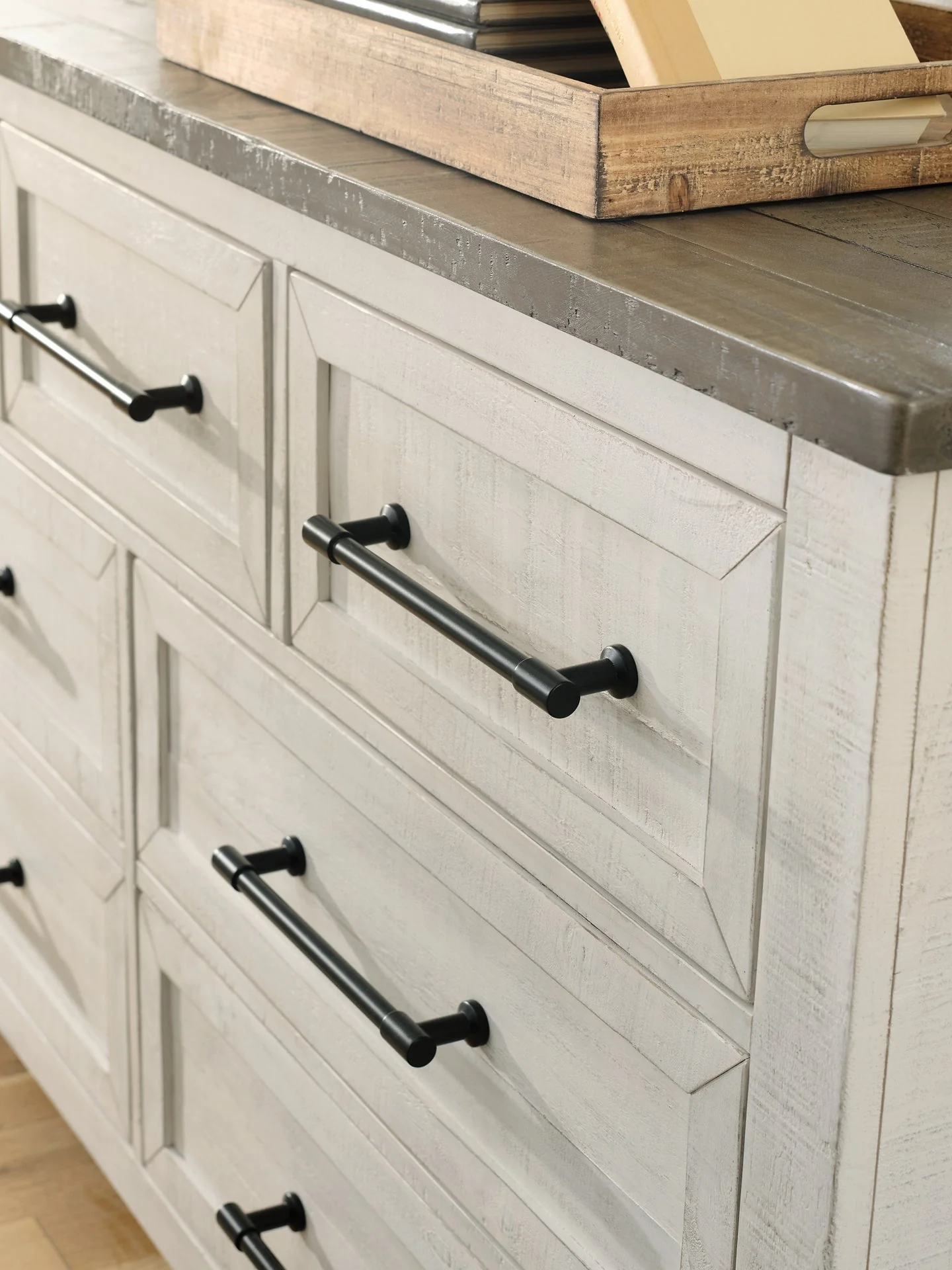 Brewgan Dresser and Mirror - Image 4