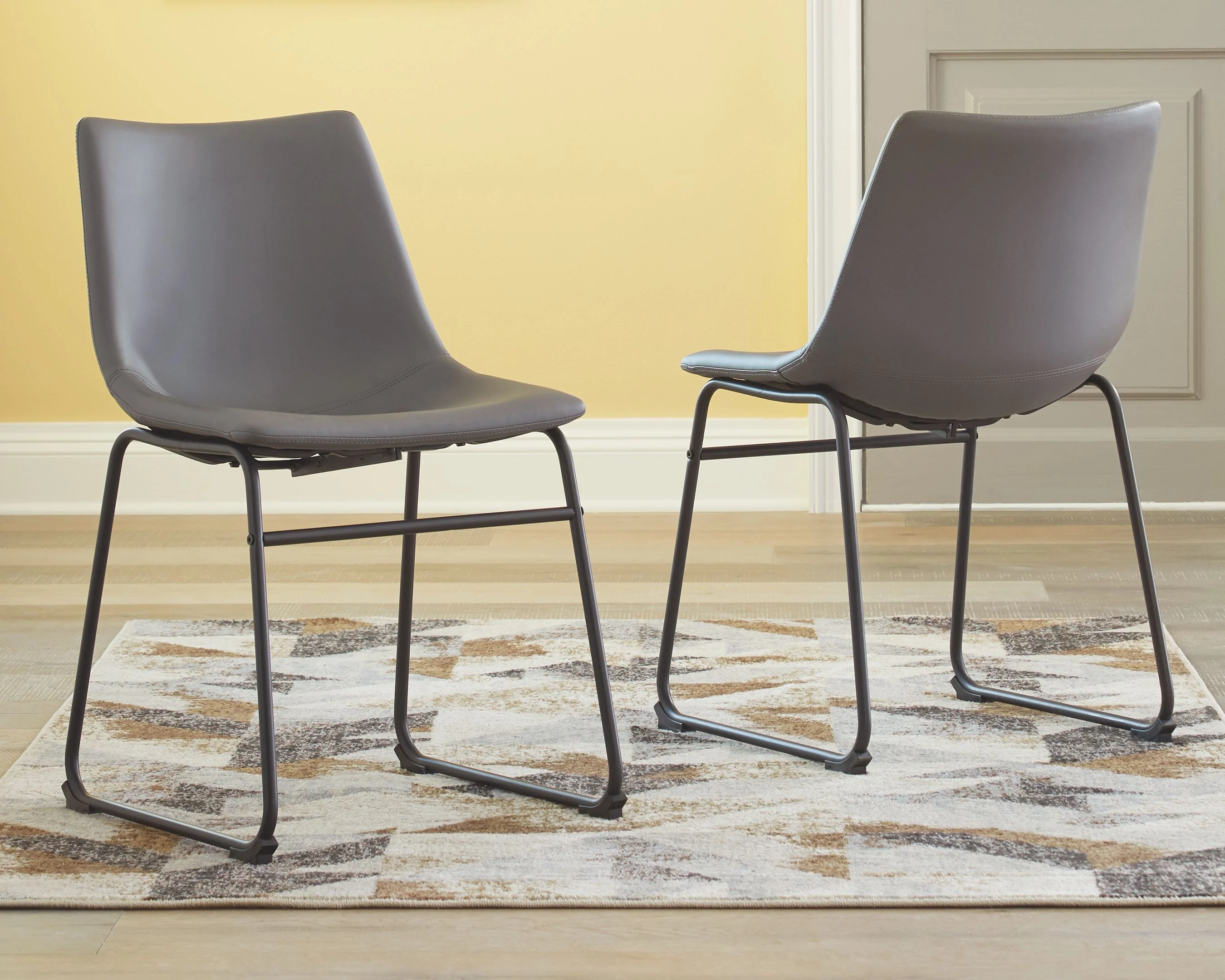 Centiar - Upholstered Side Chair - Image 7