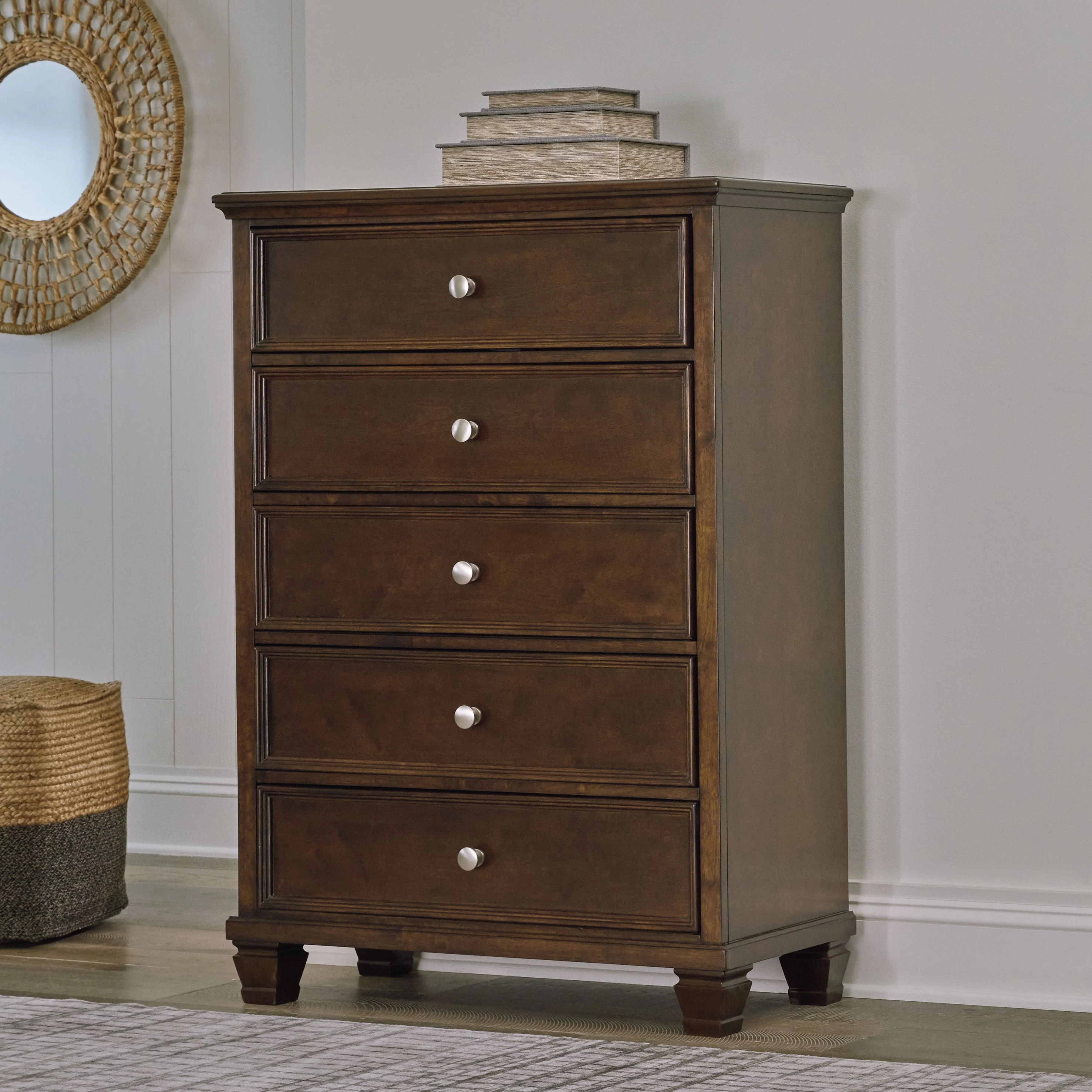 Danabrin - Five Drawer Chest - Brown - Image 4
