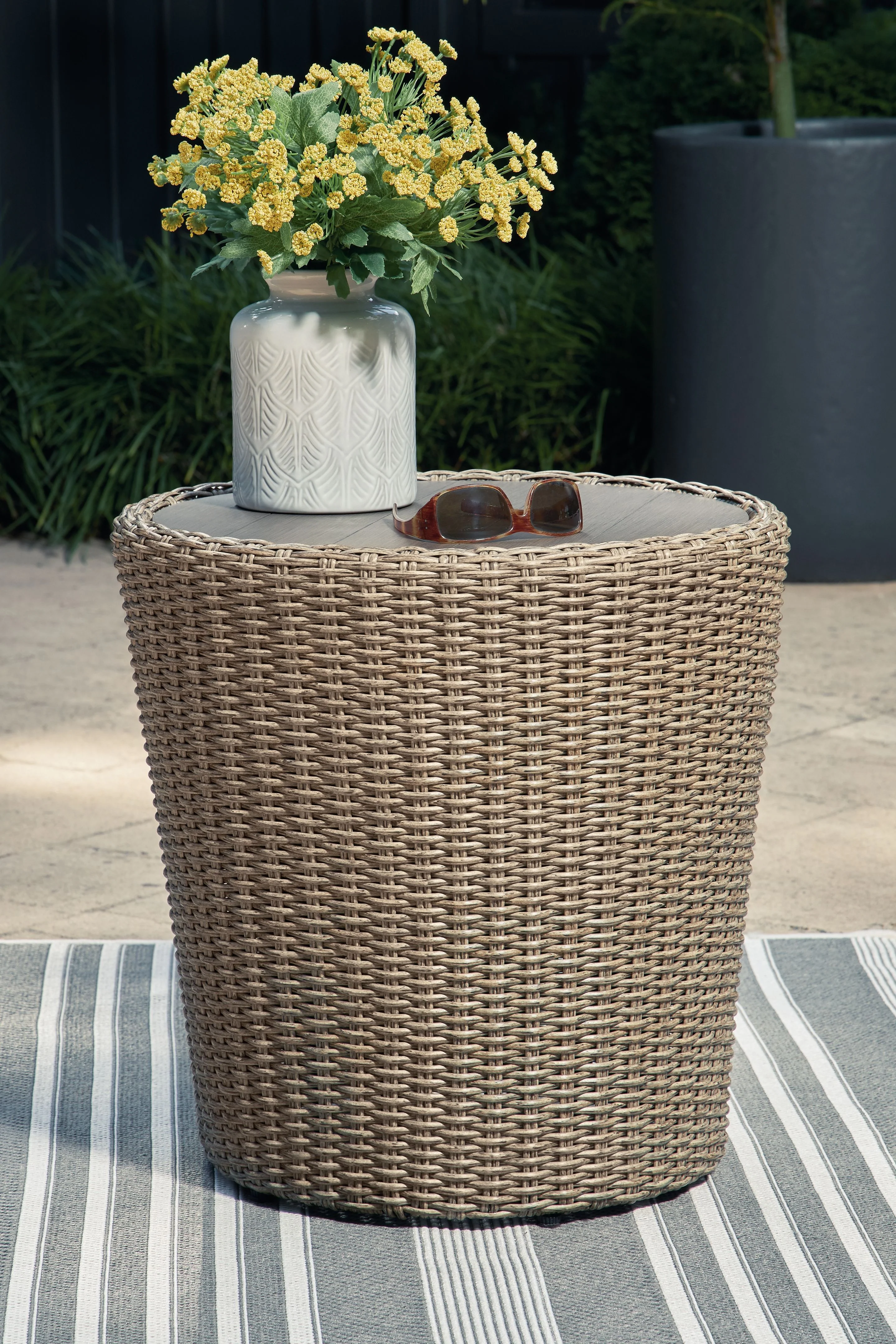 Danson - Round End Table - Beige - Image 2