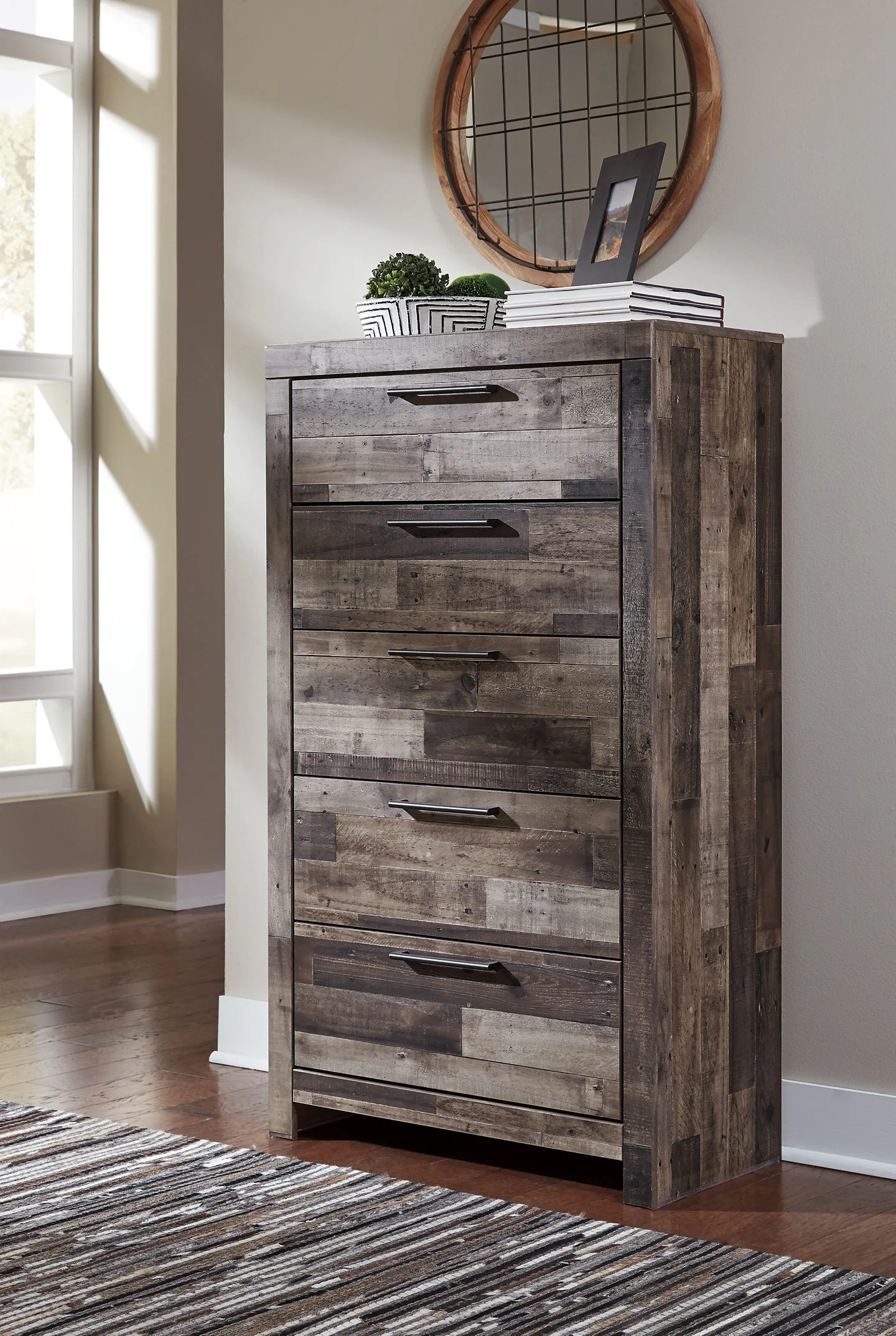 Derekson Five Drawer Chest - Image 3