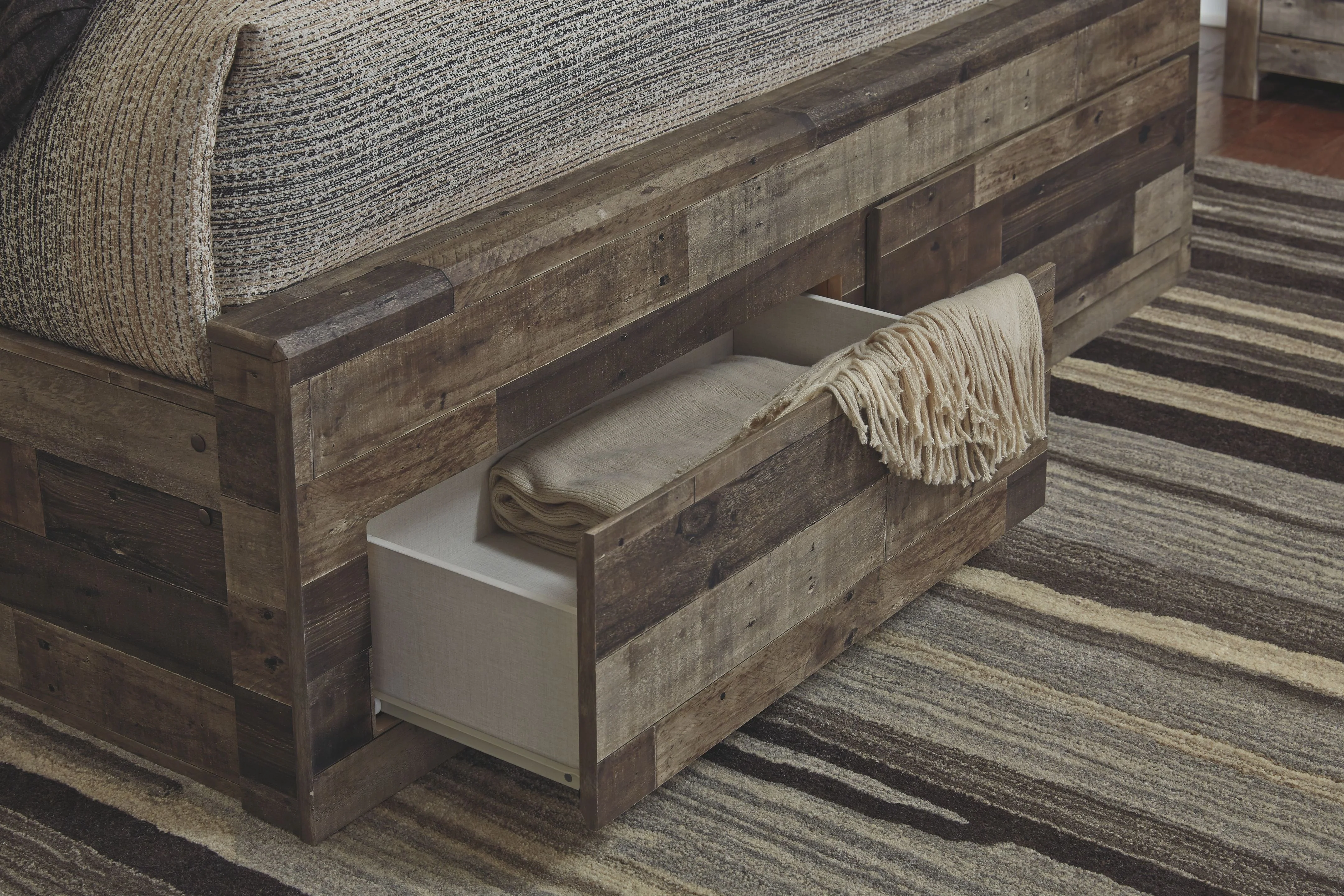 Derekson - Panel Bedroom Set - Image 31