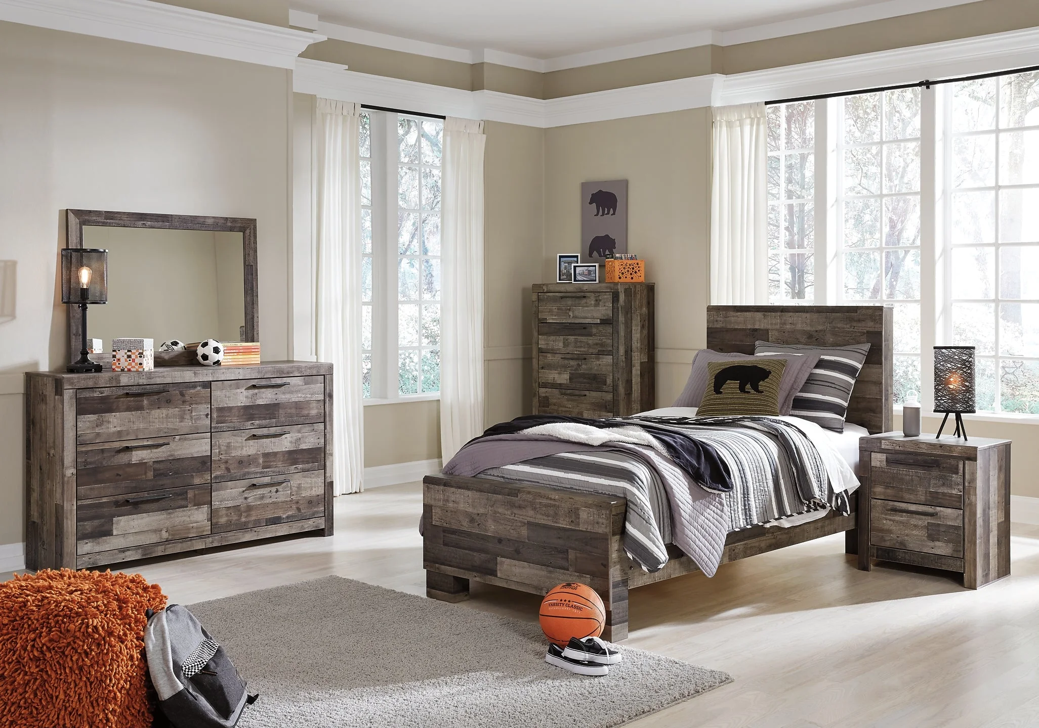 Derekson Queen Panel Bed - Image 14
