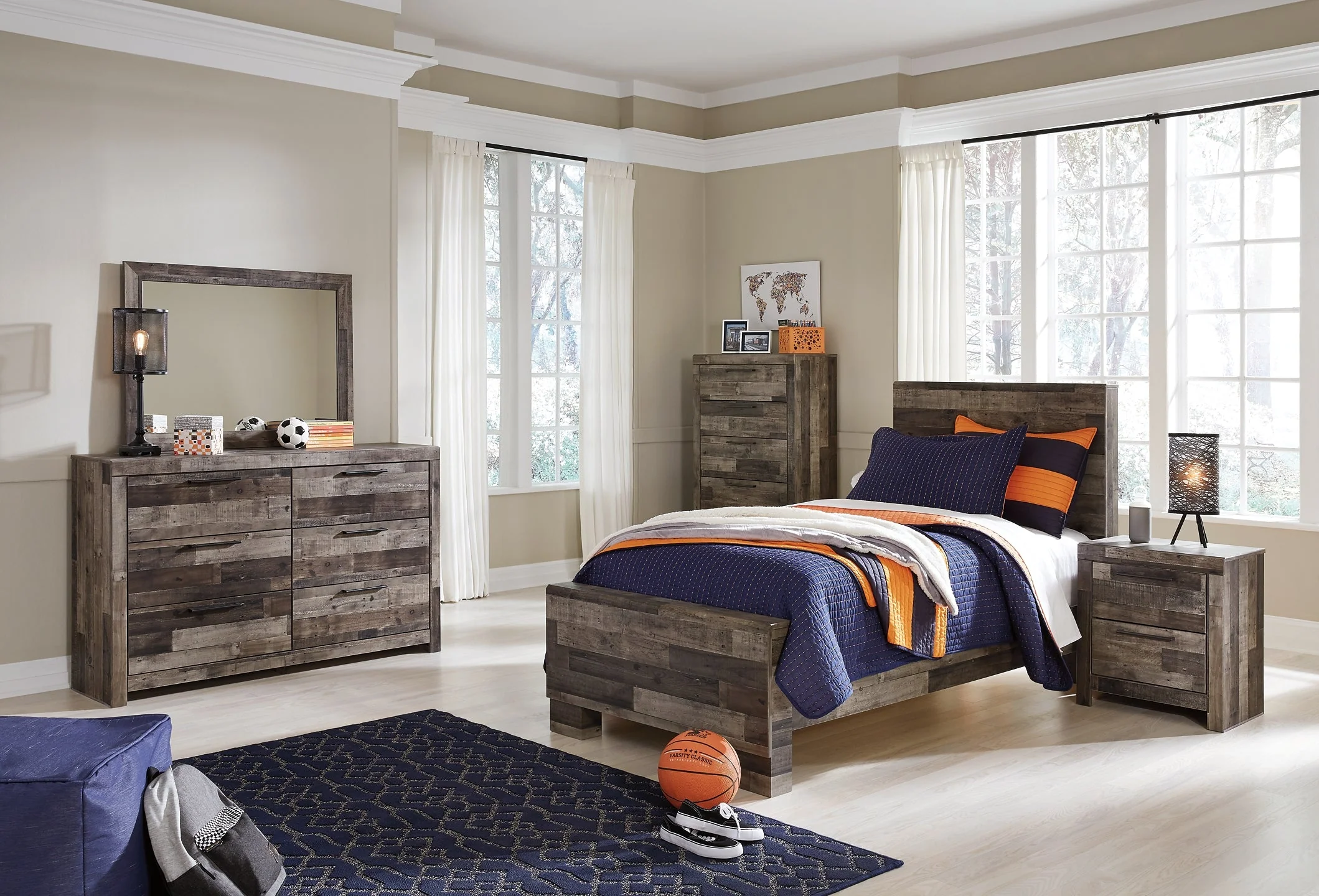 Derekson Queen Panel Bed - Image 9