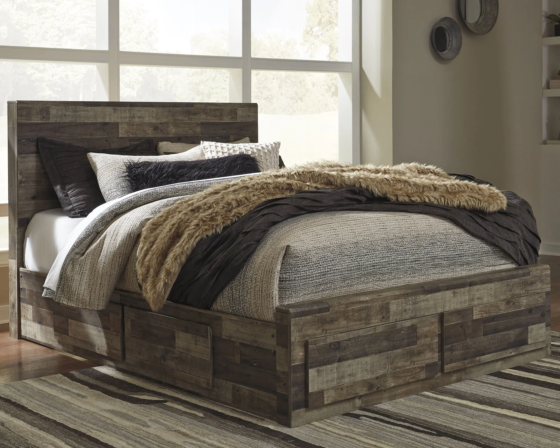 Derekson Queen Panel Bed with 4 Storage Drawers - Image 5
