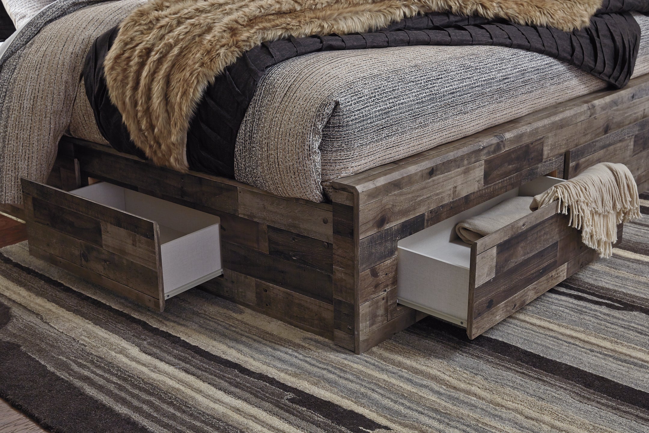 Derekson Queen Panel Bed with 6 Storage Drawers - Image 17