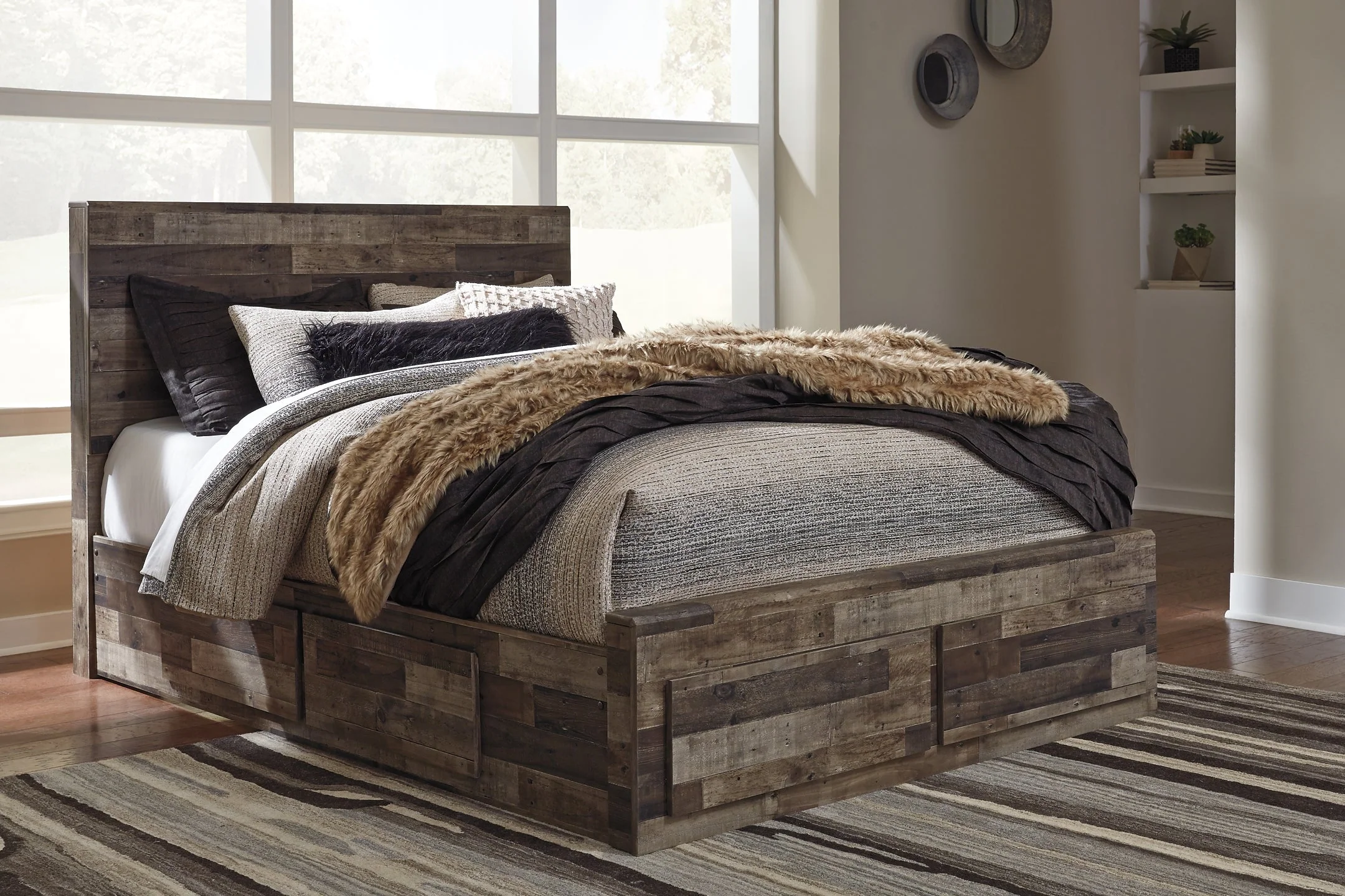 Derekson Queen Panel Bed with 6 Storage Drawers - Image 6