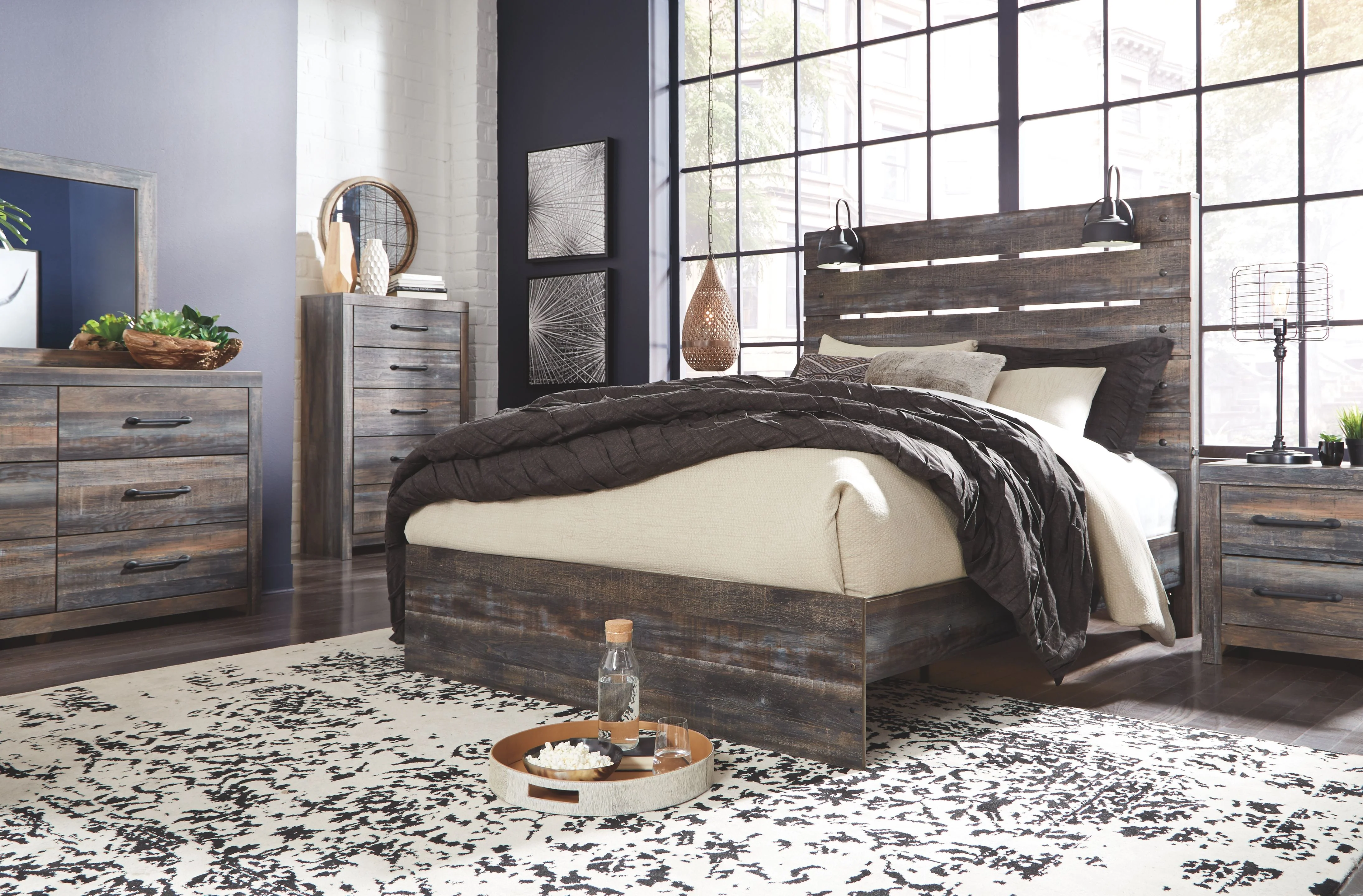 Drystan - Panel Bedroom Set - Image 13
