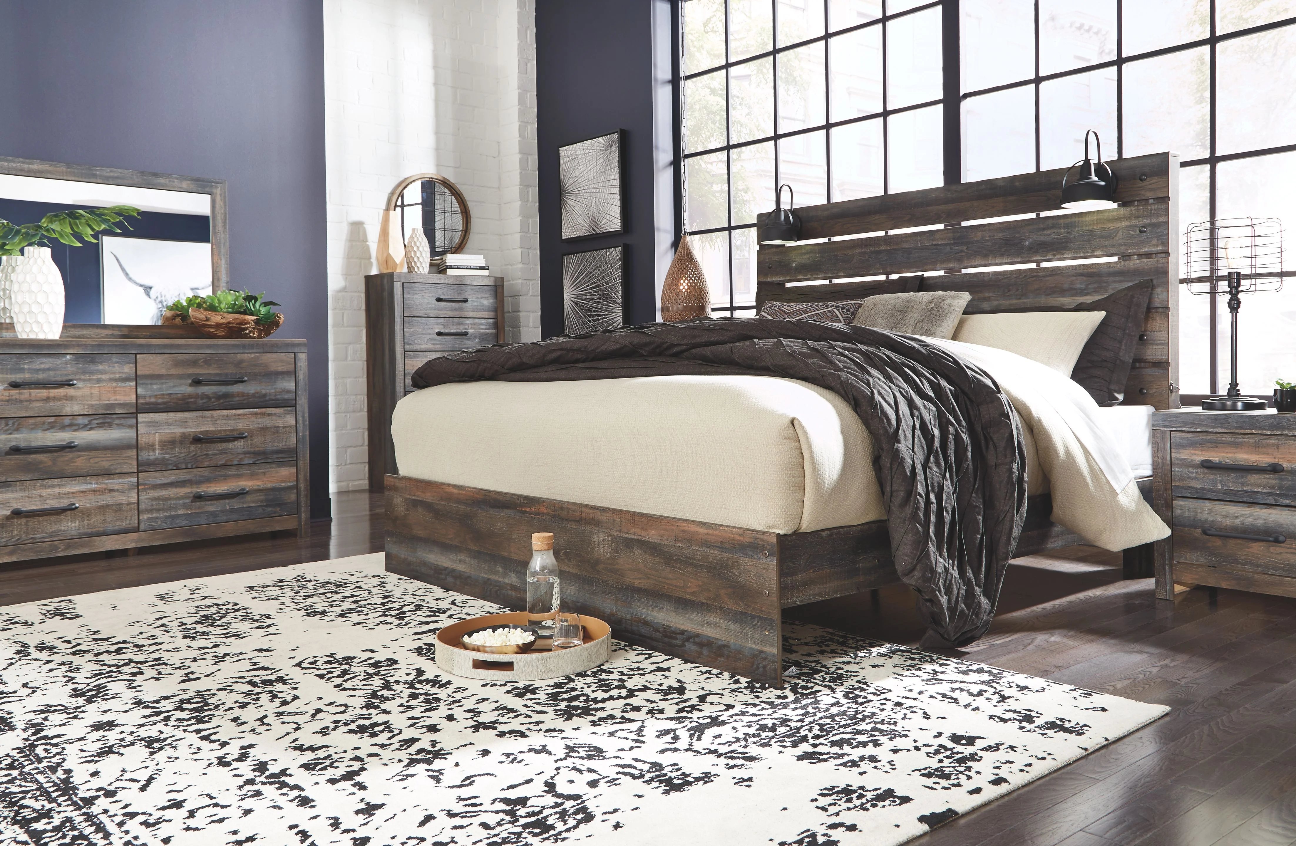 Drystan - Panel Bedroom Set - Image 7