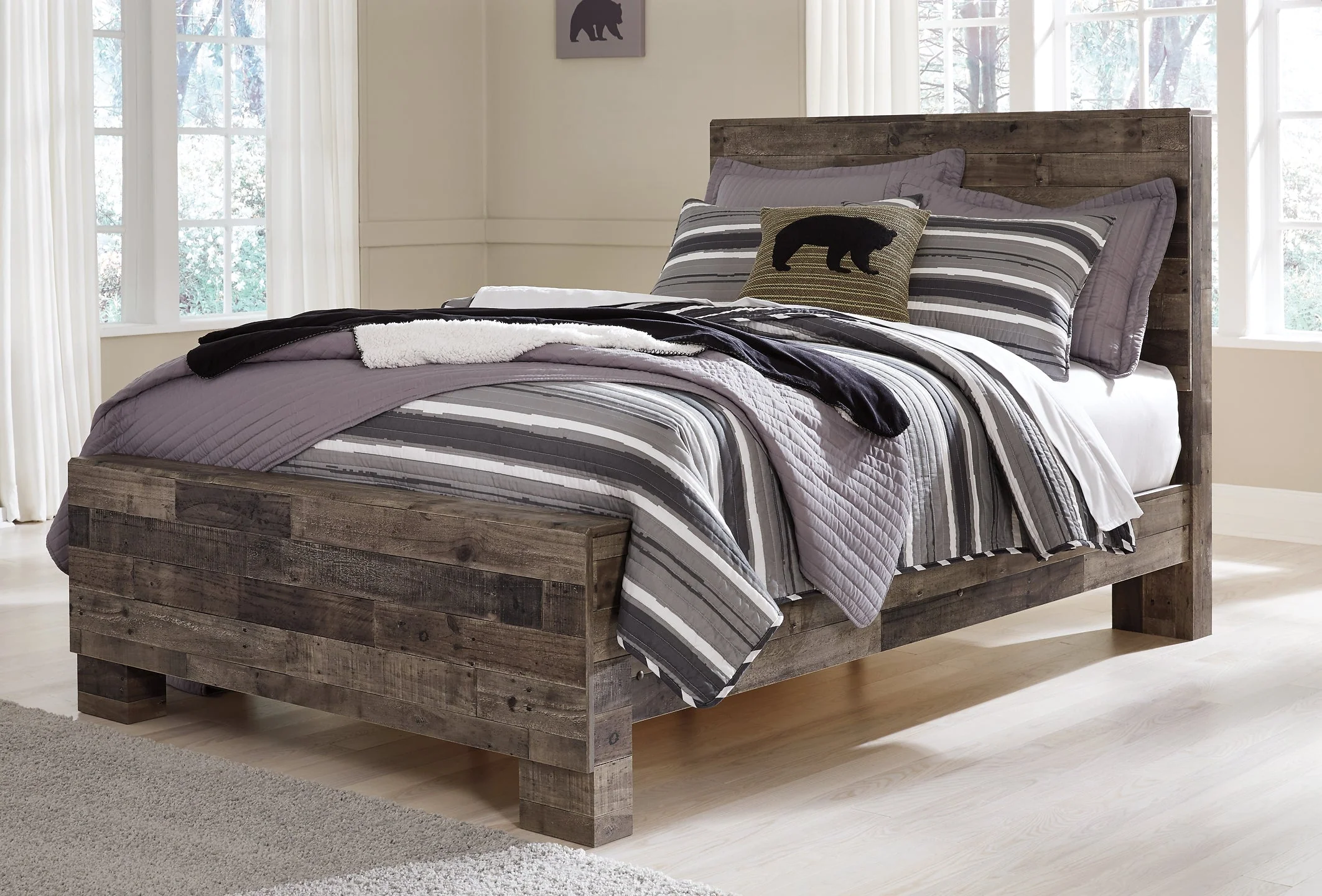 Derekson Full Panel Bed with Mirrored Dresser and Chest - Image 5