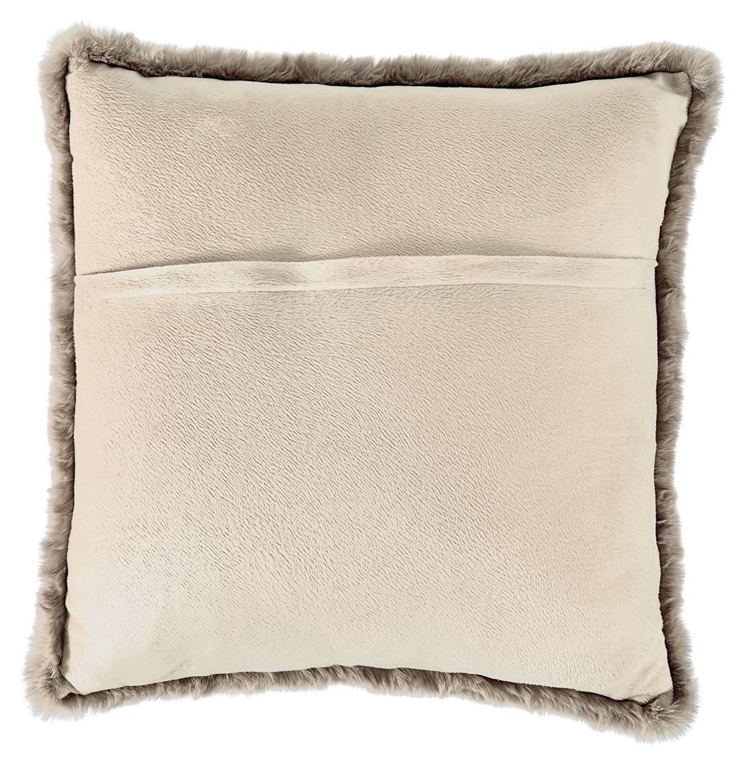 Gariland - Faux Fur Pillow - Image 8