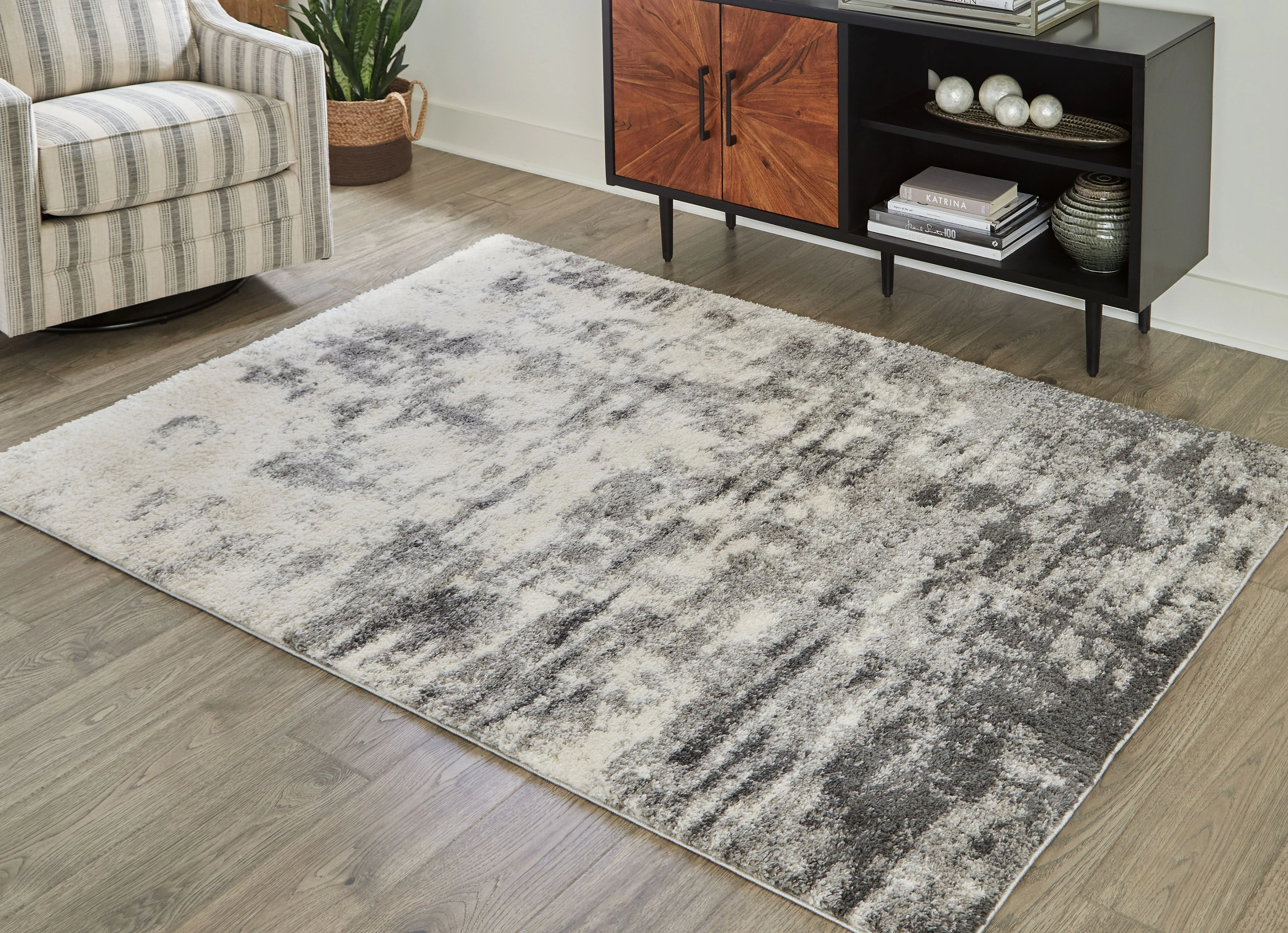 Gerdie - Rug - Image 2