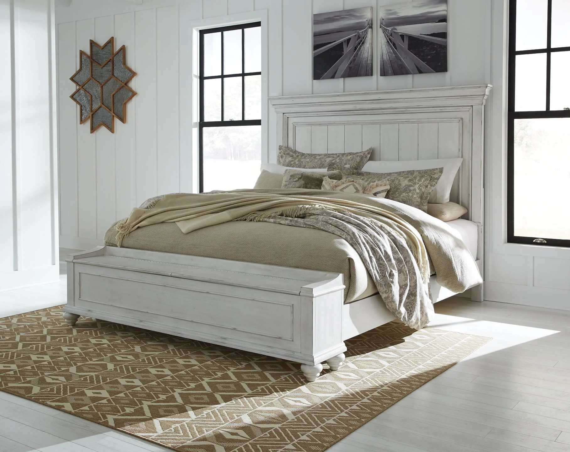 Kanwyn Queen Panel Bed with Storage Bench - Image 19