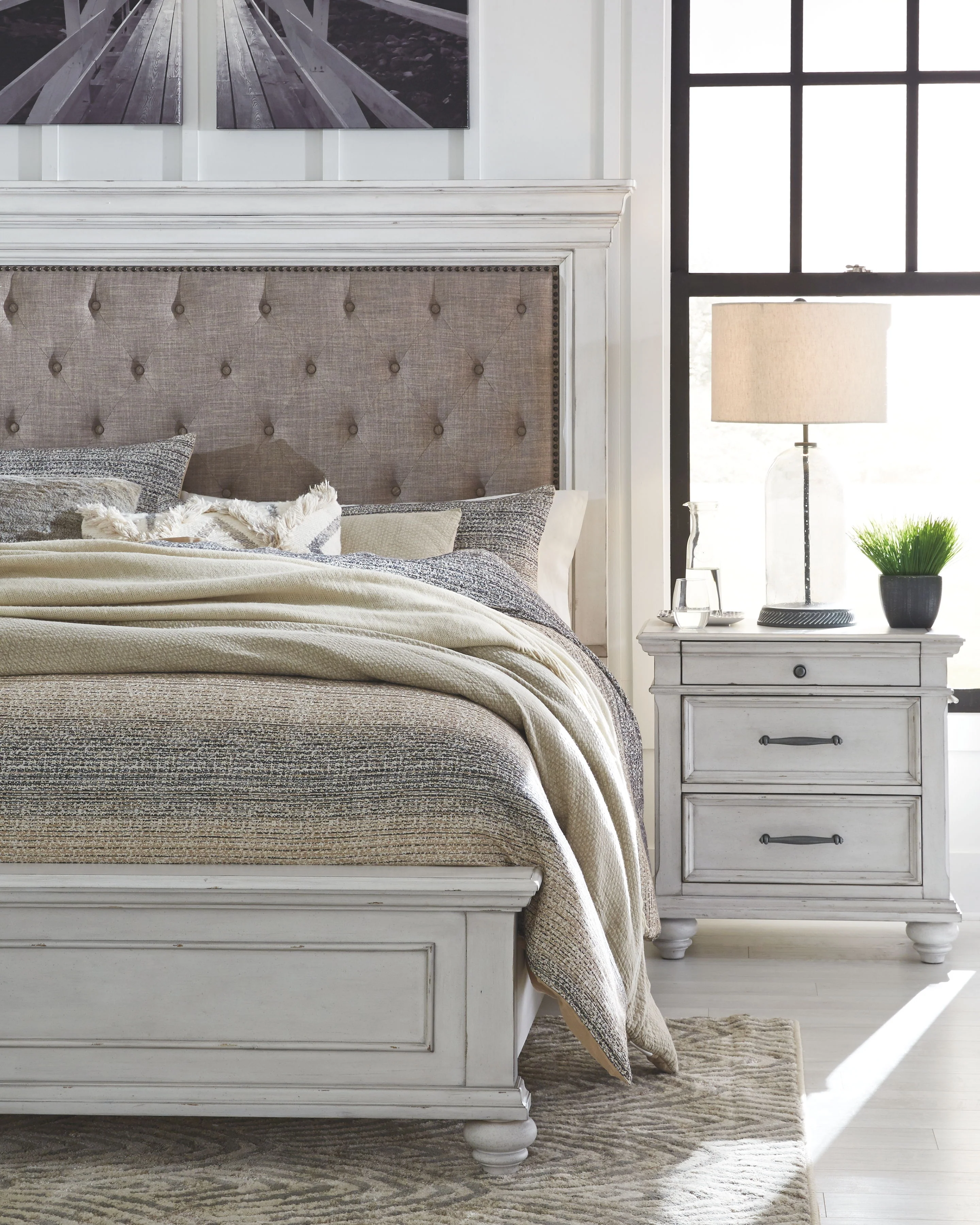 Kanwyn - Upholstered Bedroom Set - Image 57