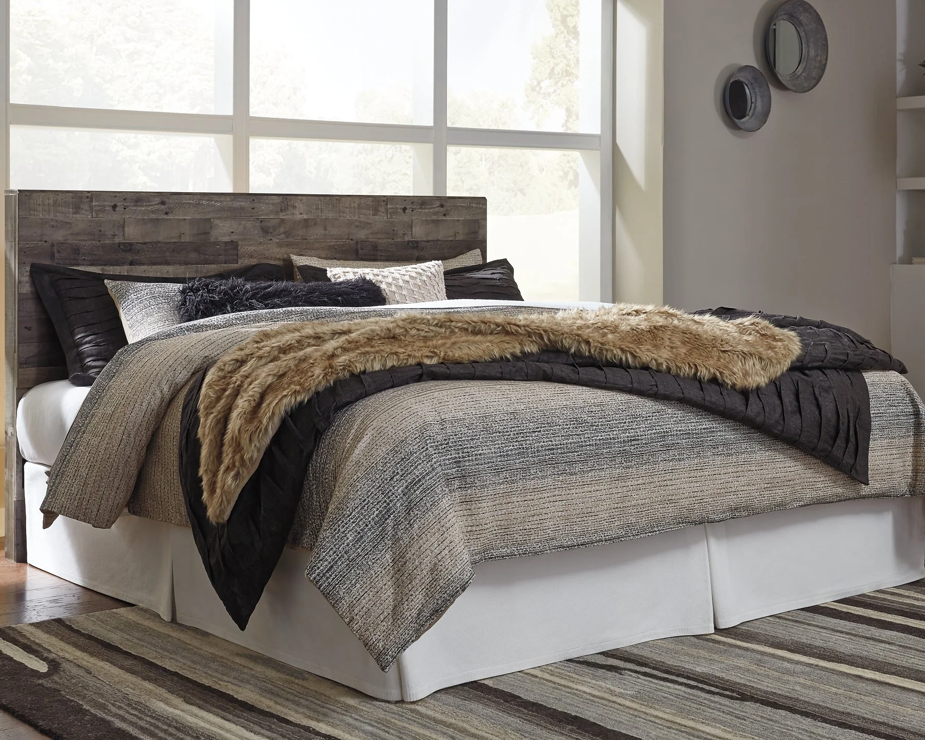 Derekson King Panel Headboard with Mirrored Dresser, Chest and Nightstand - Image 7
