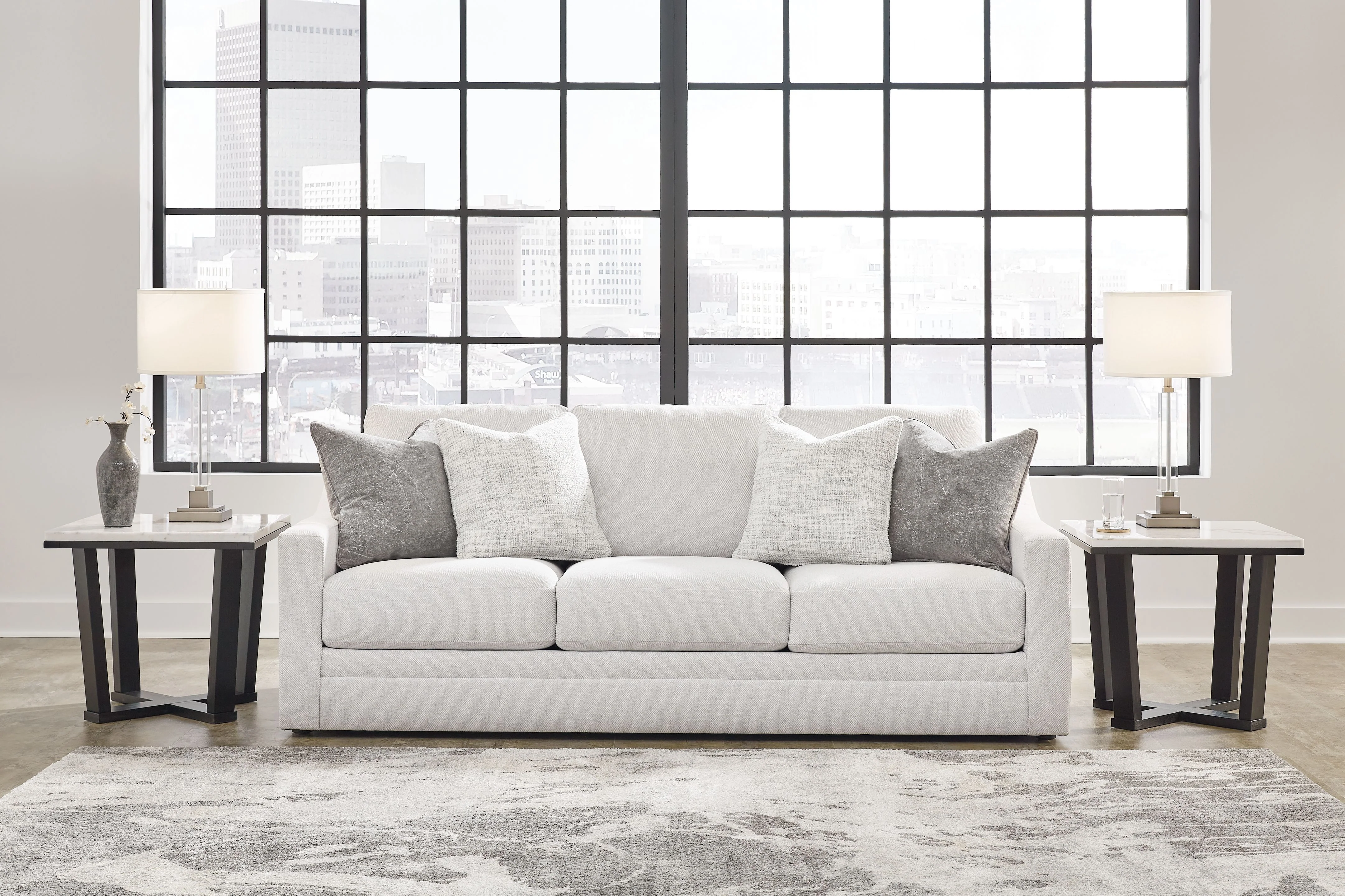 Maitelynn - Sofa - Chalk - Image 4