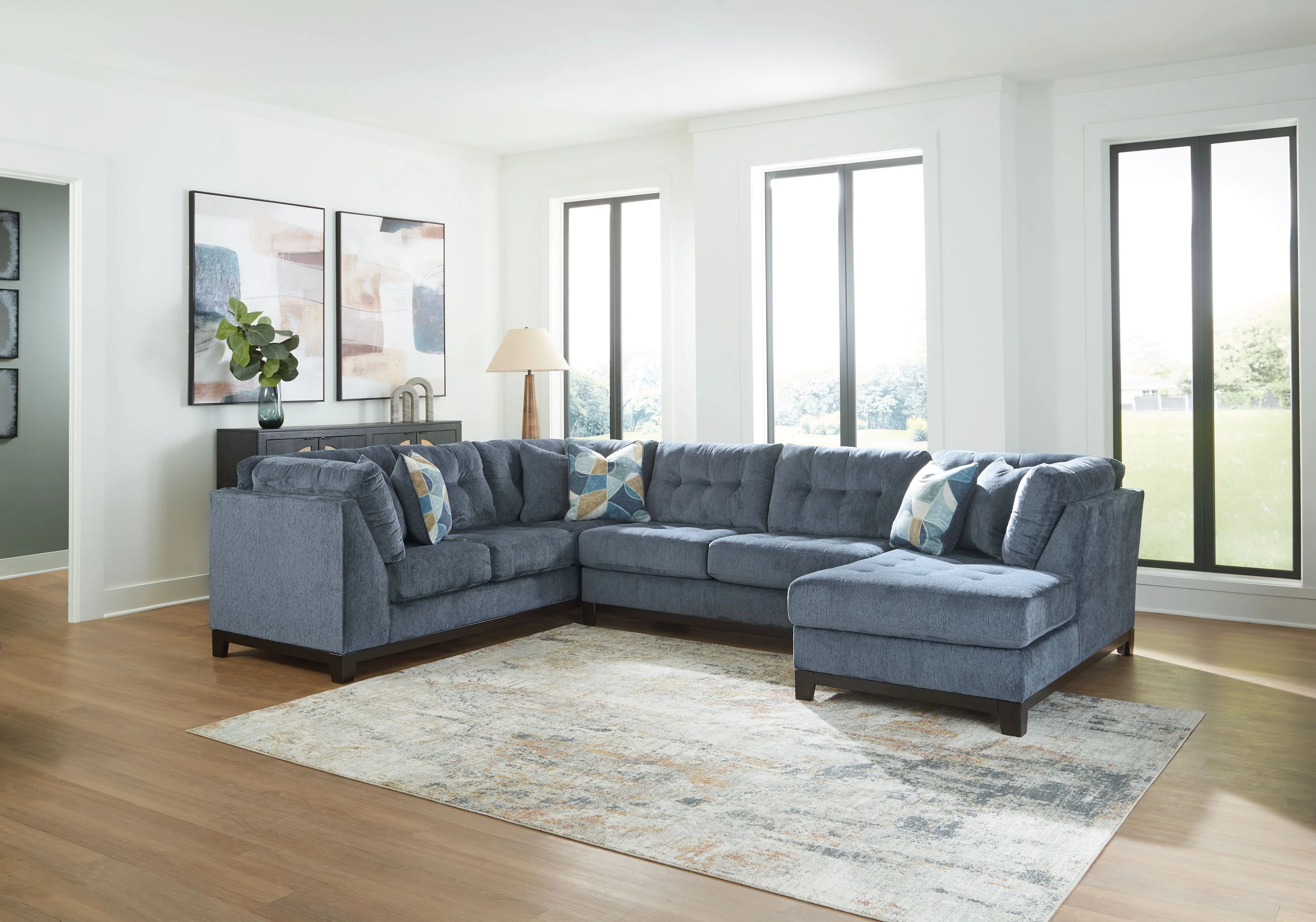 Maxon Place - Sectional - Image 10