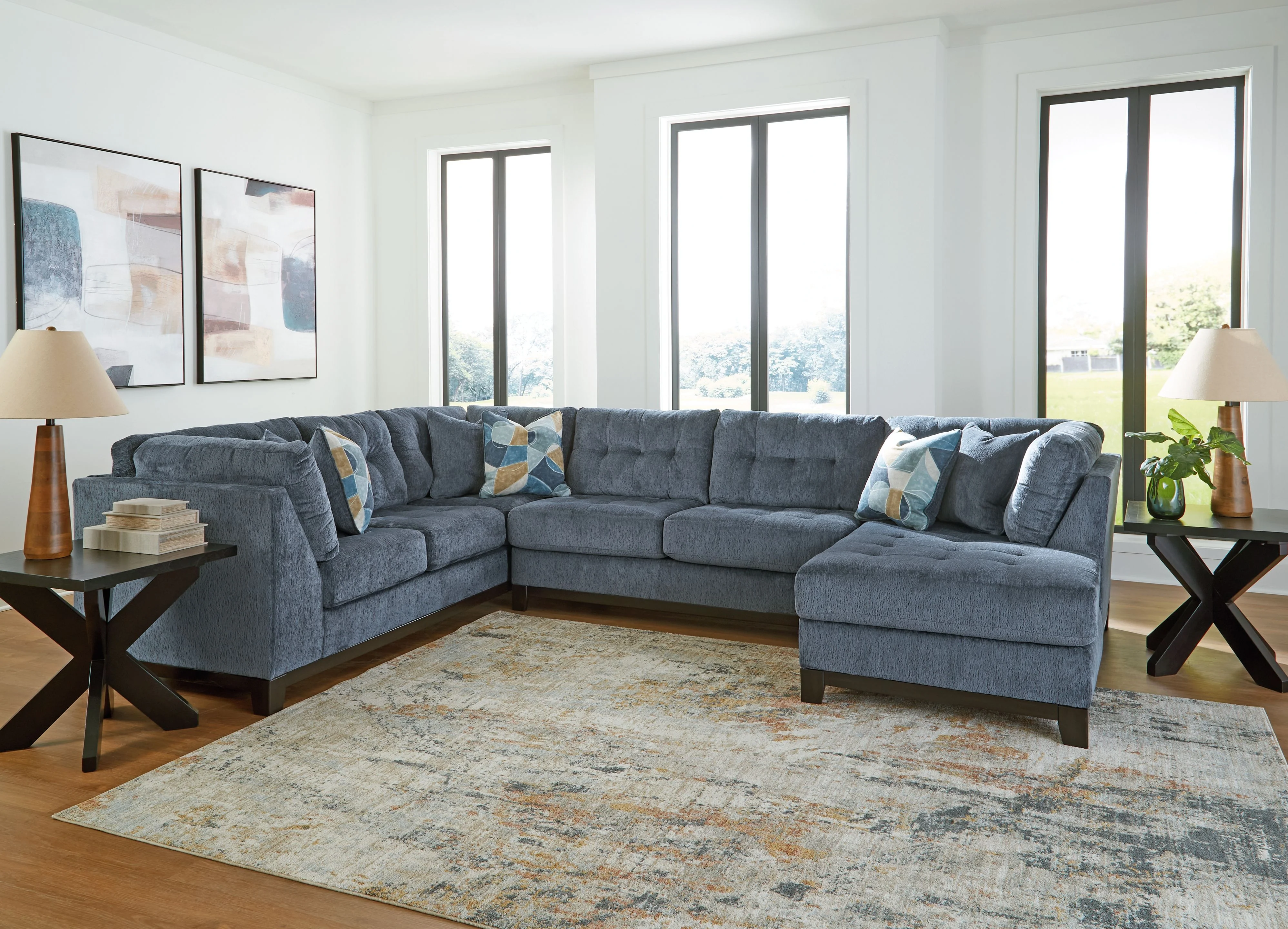 Maxon Place - Sectional - Image 14