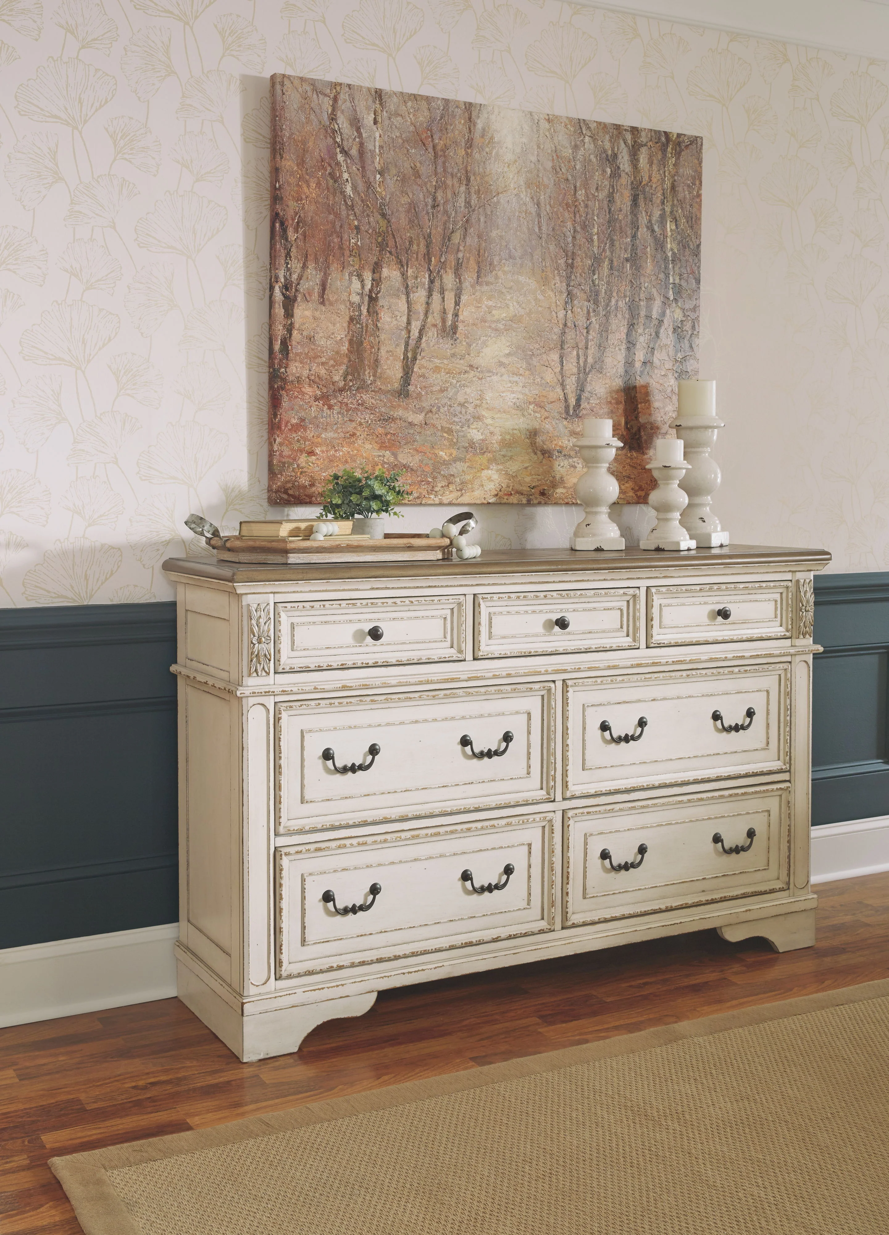 Realyn - Panel Bedroom Set - Image 4