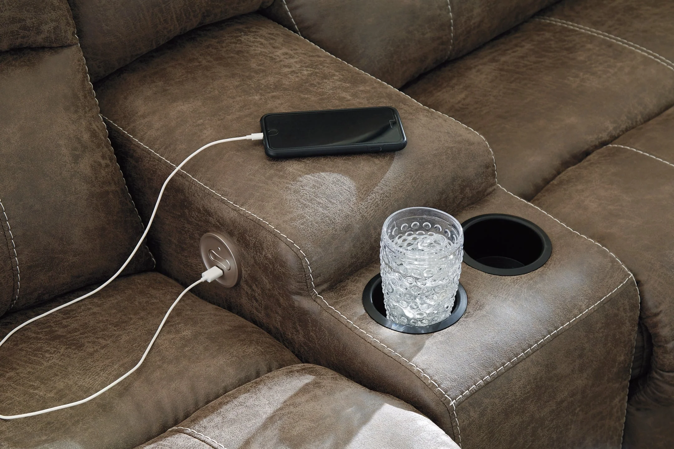 Segburg 4-Piece Power Reclining Sectional - Image 4
