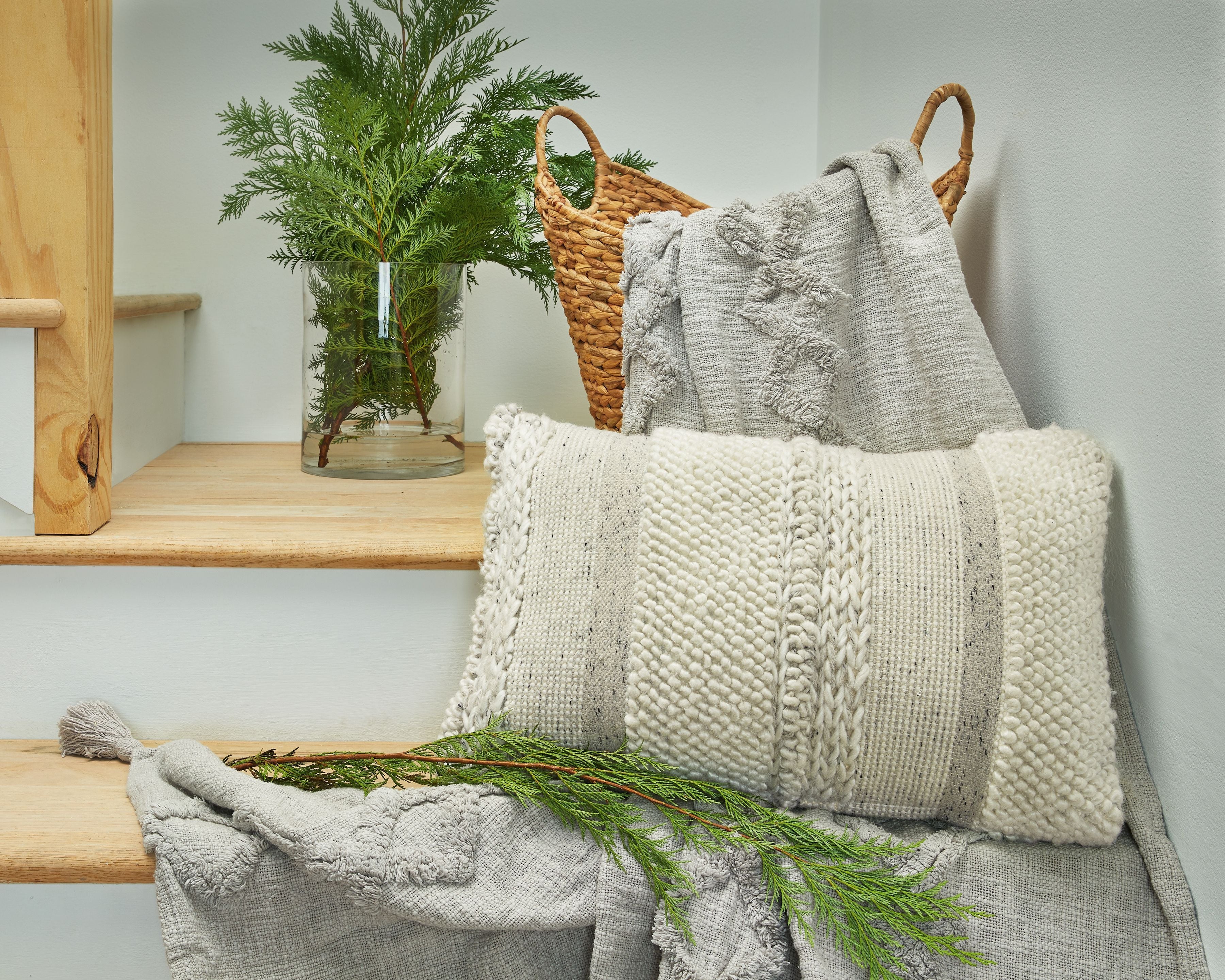 Standon - Pillow - Image 4