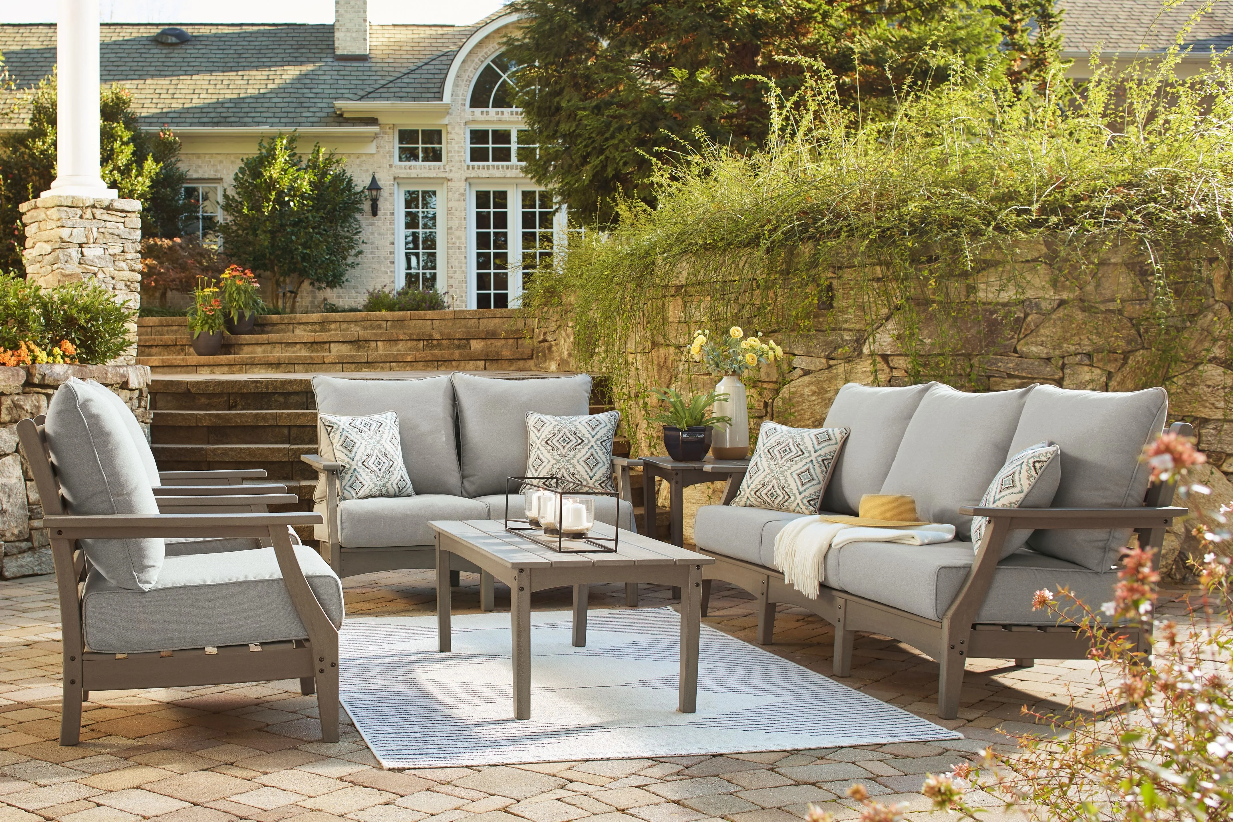 Visola - Lounge Set - Image 3