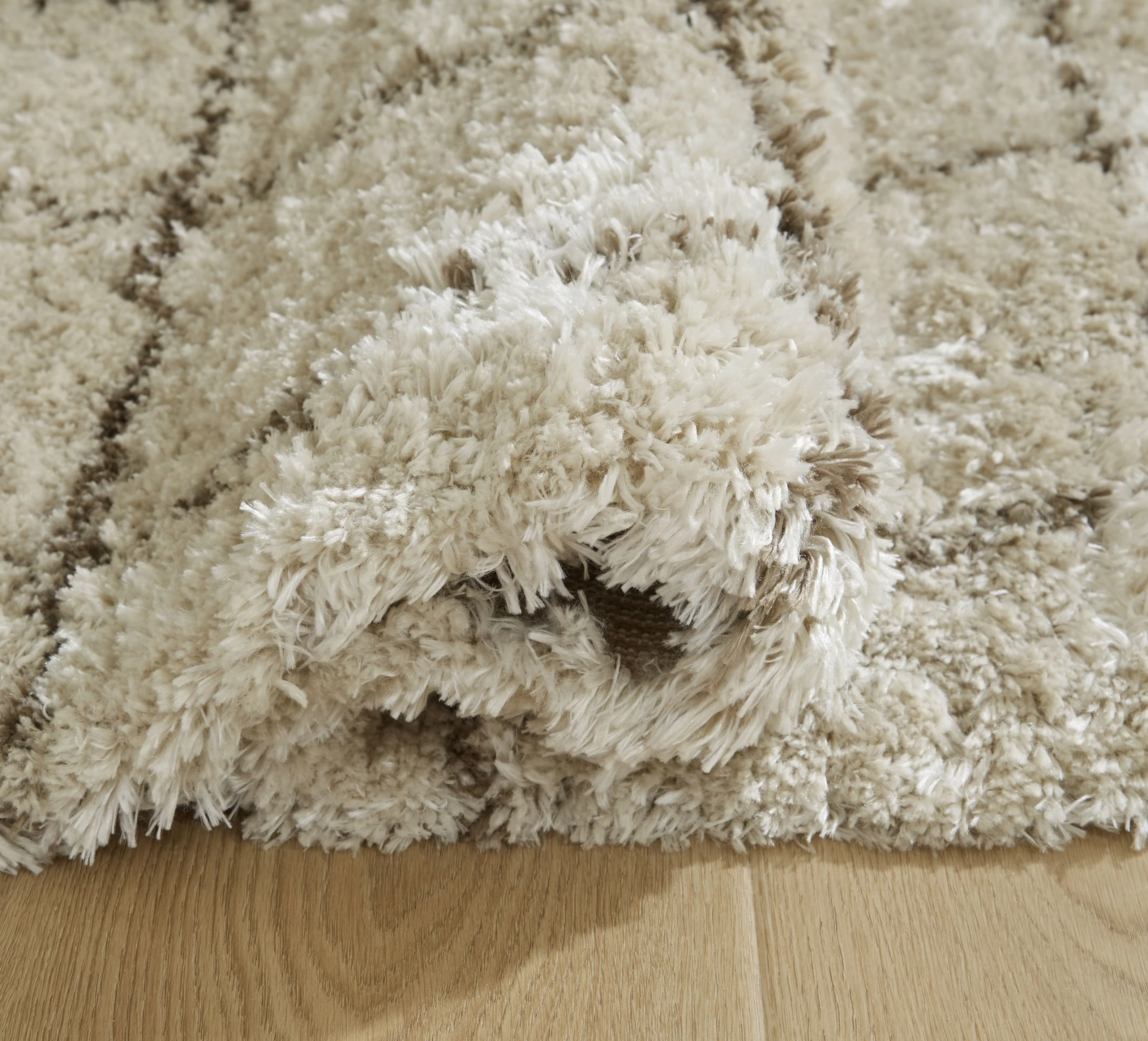 Wrenlow - Rug - Image 4