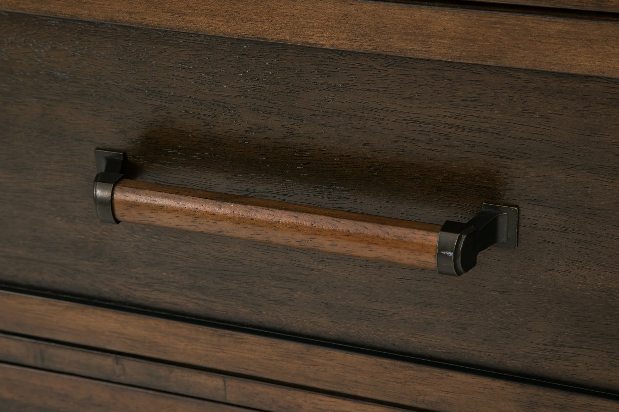 Wyattfield Dresser and Mirror - Image 5