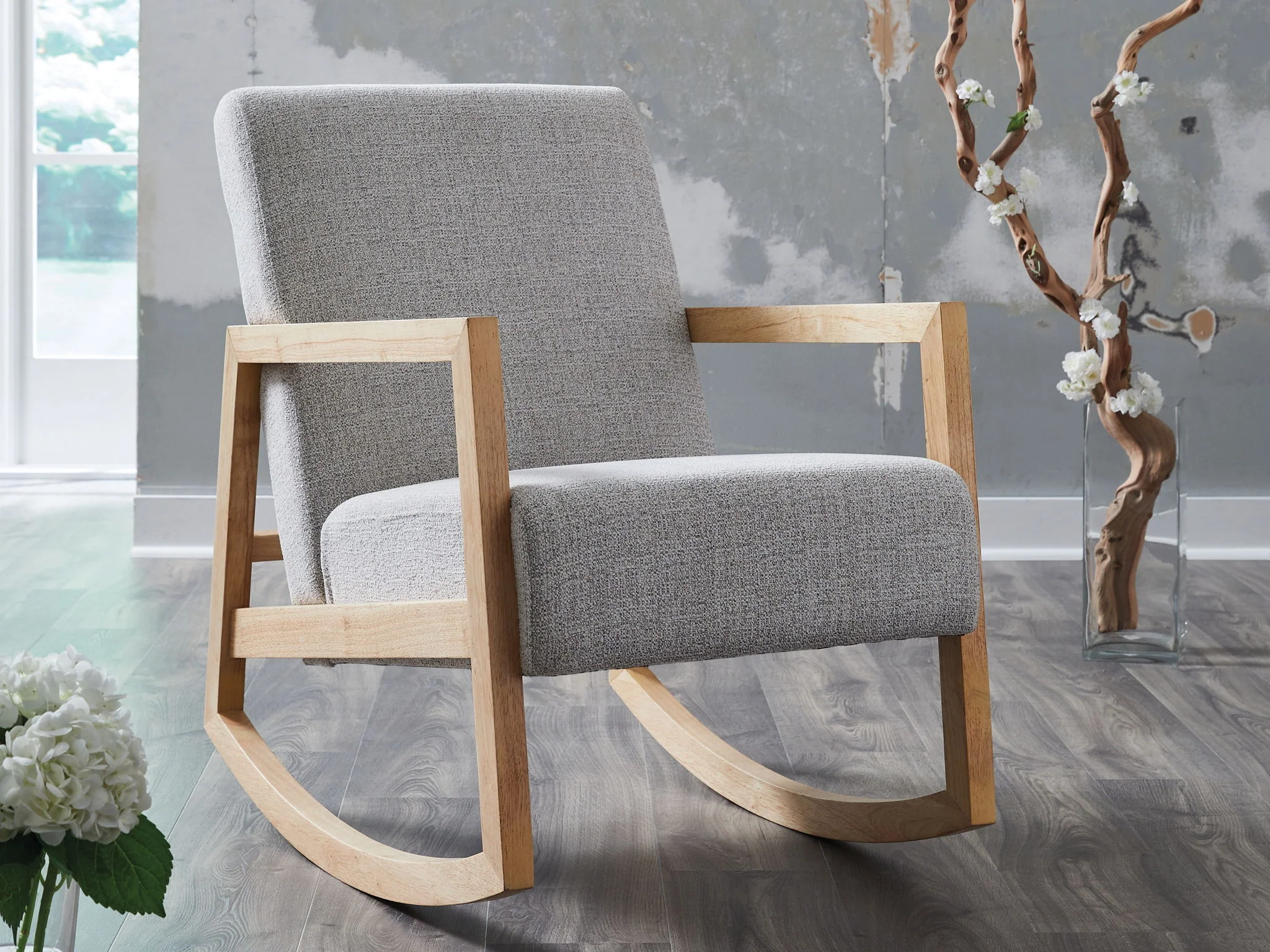 Wychworth - Accent Chair - Gray / Natural - Image 3